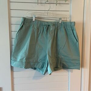 Cargo Light Green Shorts Plus Size 2X NWOT